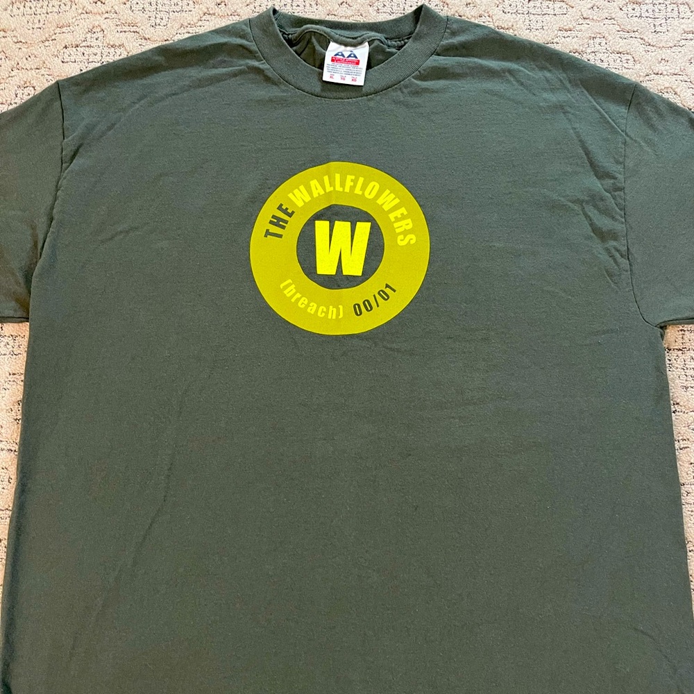 🎸 '00 The Wallflowers Band Breach Album Vintage Green Logo UNWORN Cotton Tee